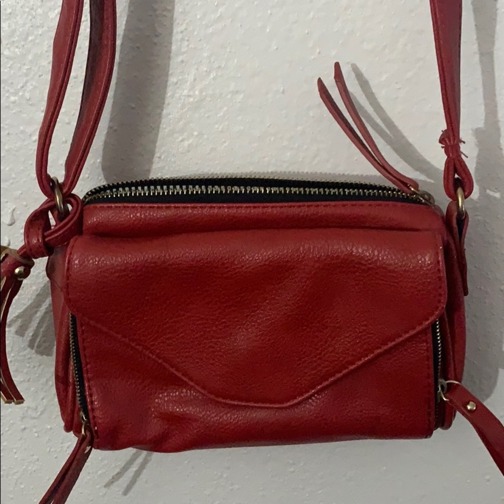 UNDER ONE SKY  SMALL BAGS